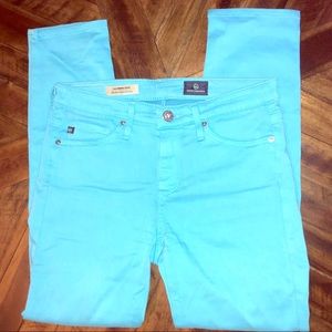 AG SKiNNY JEANS...SiZE 25